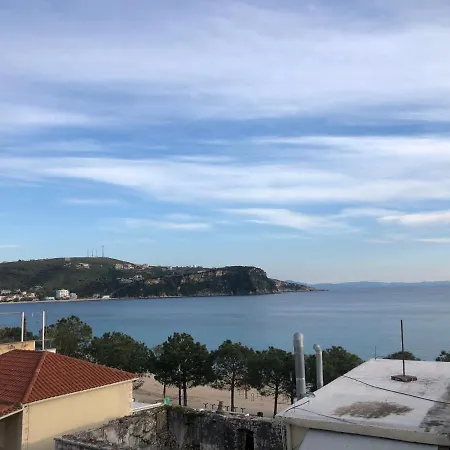 Maria's * Himare